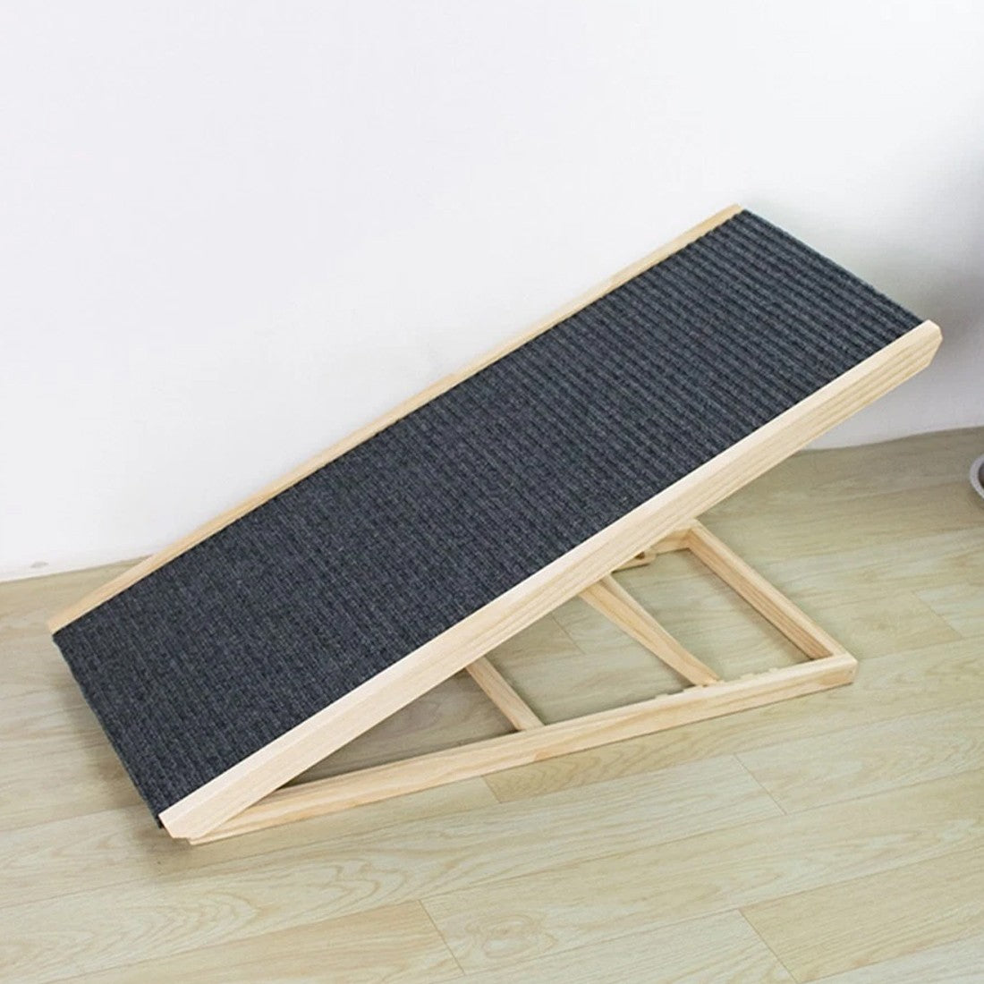 Wag & Whiskers Non-Slip Foldable and Adjustable Heights Pet Ramp